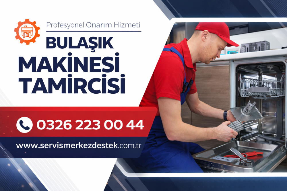 Bulaşık makinesi tamircisi teknisyeni arıza onarım çalışması yaparken